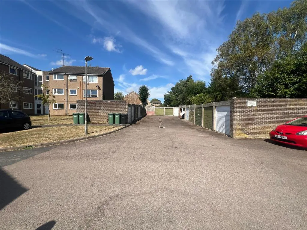 Hill Dyke Road Garages (adj. 77), Hilldyke Road, ST. ALBANS, Hertfordshire, AL4 8TT