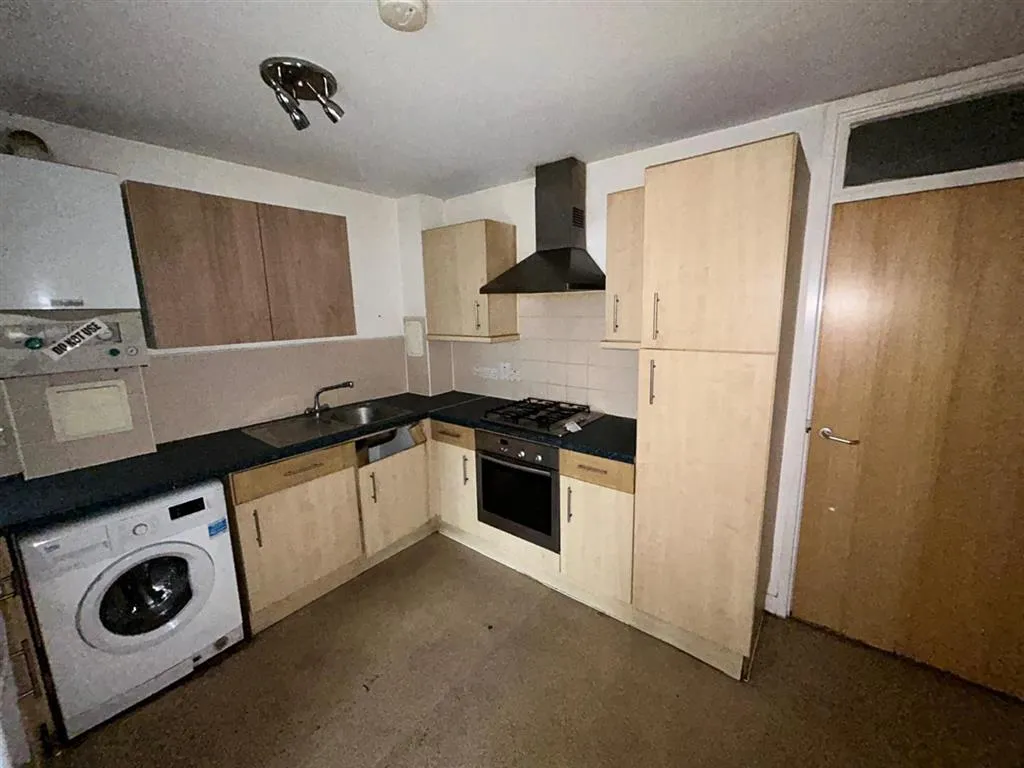Flat 4, Brockwell Court, 336, London Road, CROYDON, Surrey, CR0 2TJ