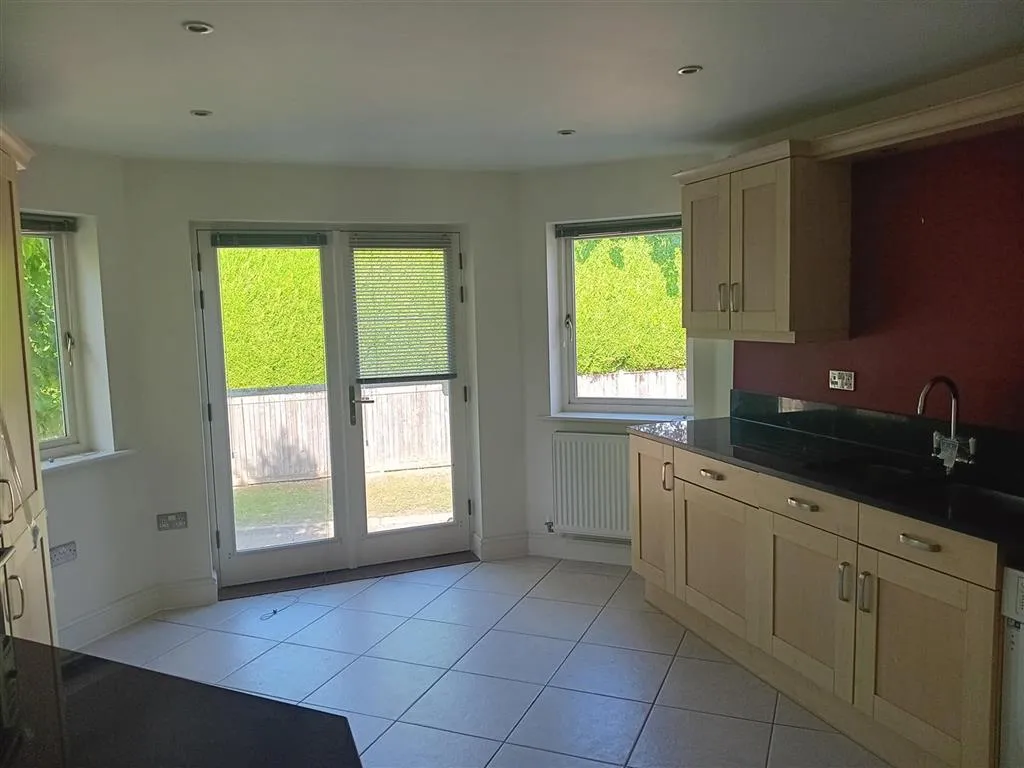 6 Park View, Holly Meadows, WINCHESTER, Hampshire, SO22 5FW