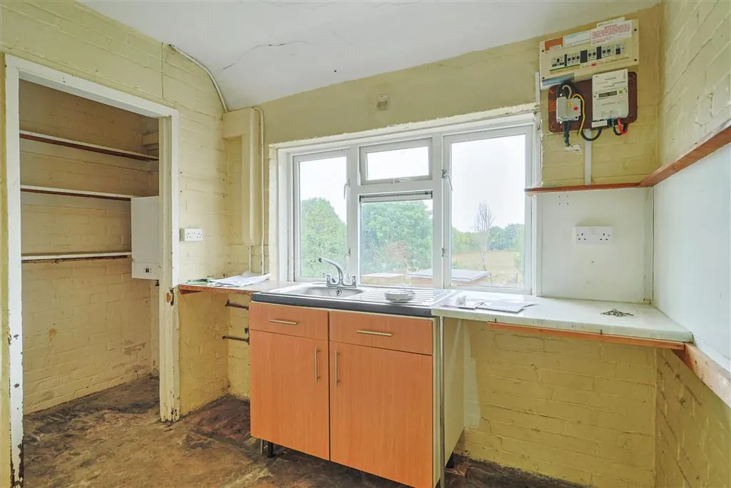 65, Westfield Road, YEOVIL, Somerset, BA21 3DB