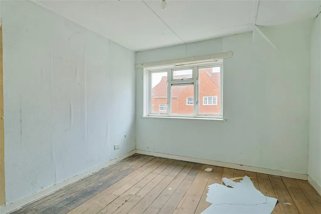 65, Westfield Road, YEOVIL, Somerset, BA21 3DB