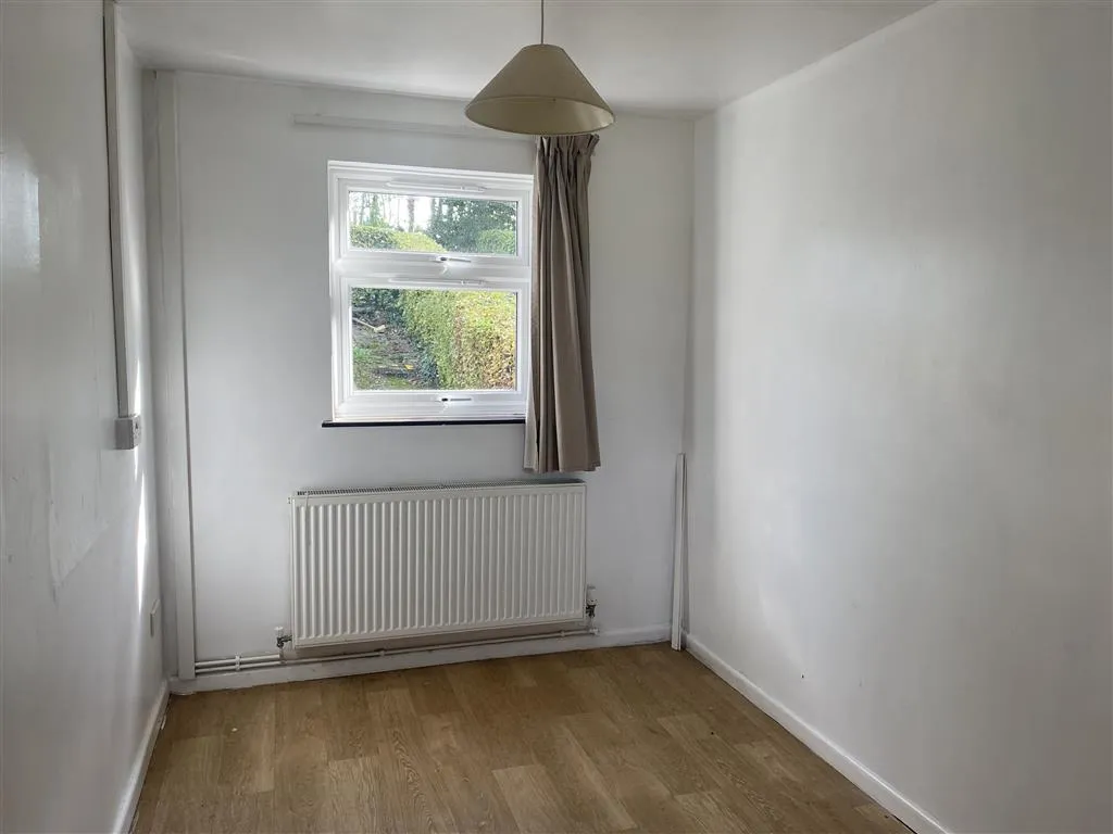 6 Woodview Estate, Frampton Mansell, STROUD, Gloucestershire, GL6 8JE