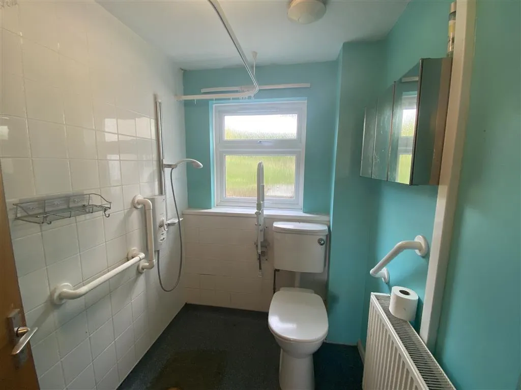 6 Woodview Estate, Frampton Mansell, STROUD, Gloucestershire, GL6 8JE