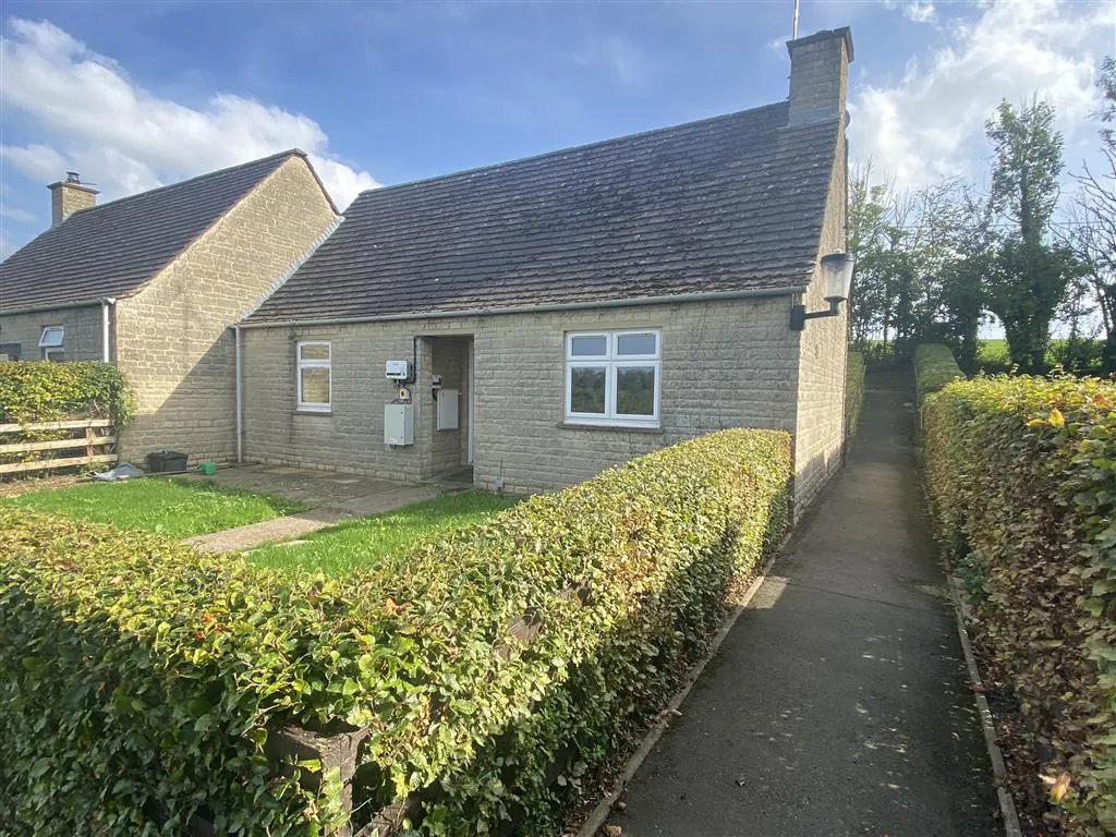 6 Woodview Estate, Frampton Mansell, STROUD, Gloucestershire, GL6 8JE