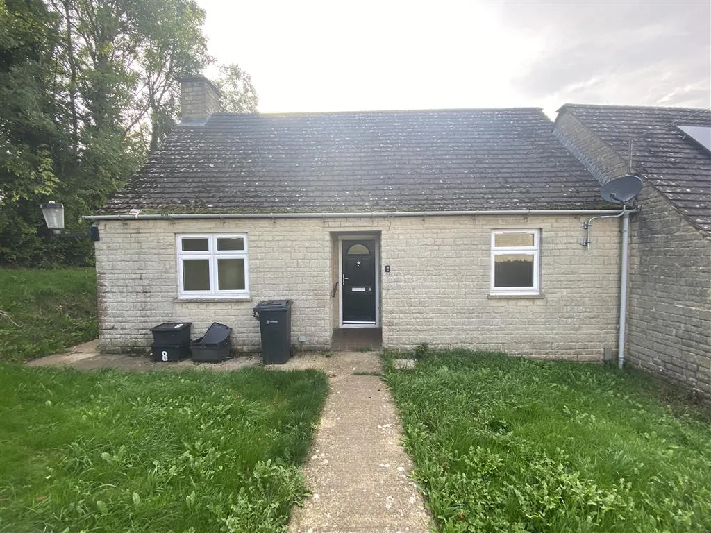 8 Woodview Estate, Frampton Mansell, Gloucestershire, GL6 8JE