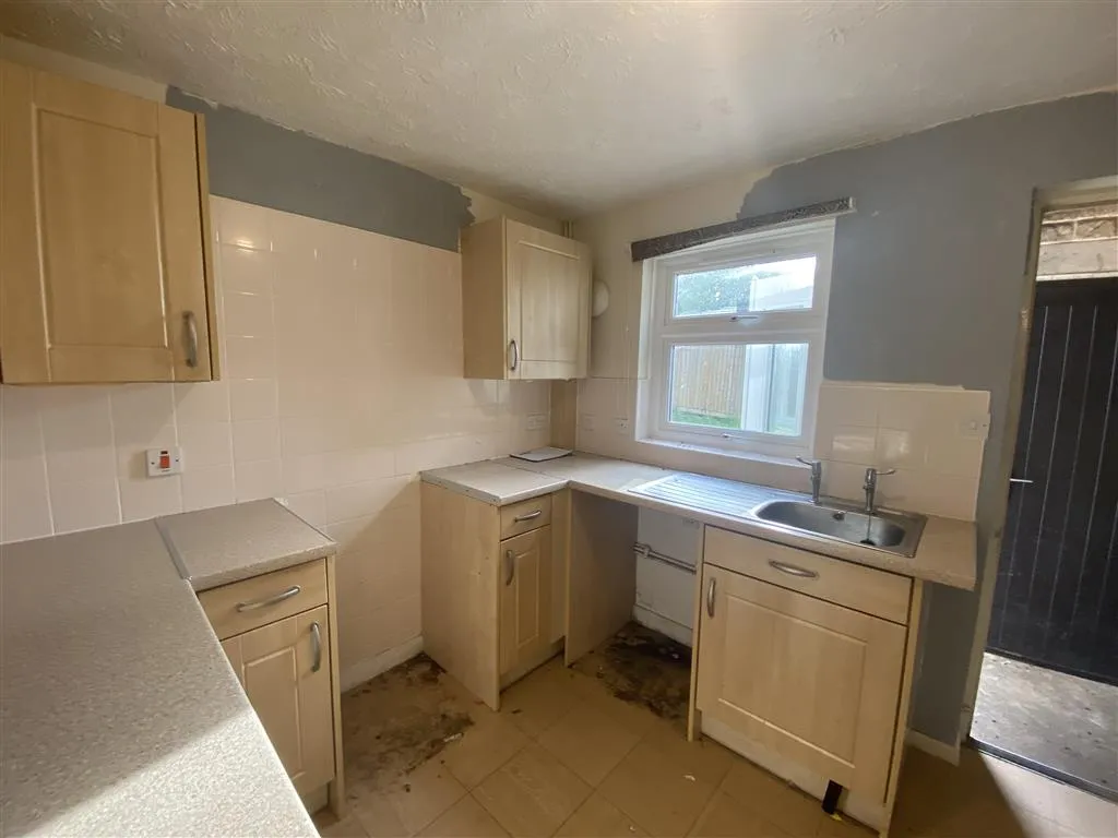 8 Woodview Estate, Frampton Mansell, Gloucestershire, GL6 8JE
