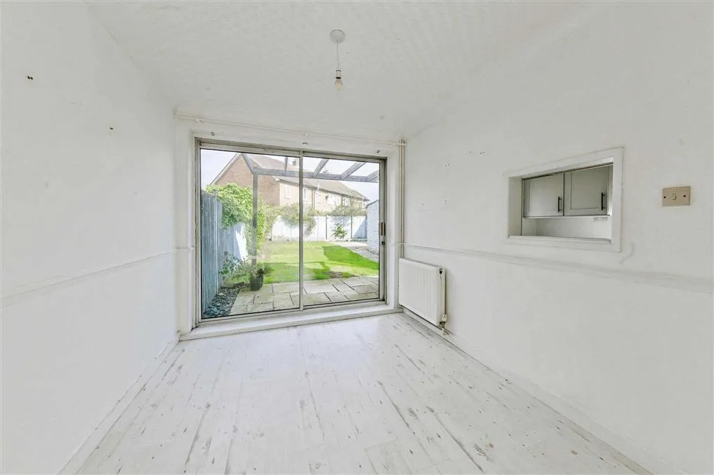 10, Caithness Road, STAMFORD, Lincolnshire, PE9 2TE