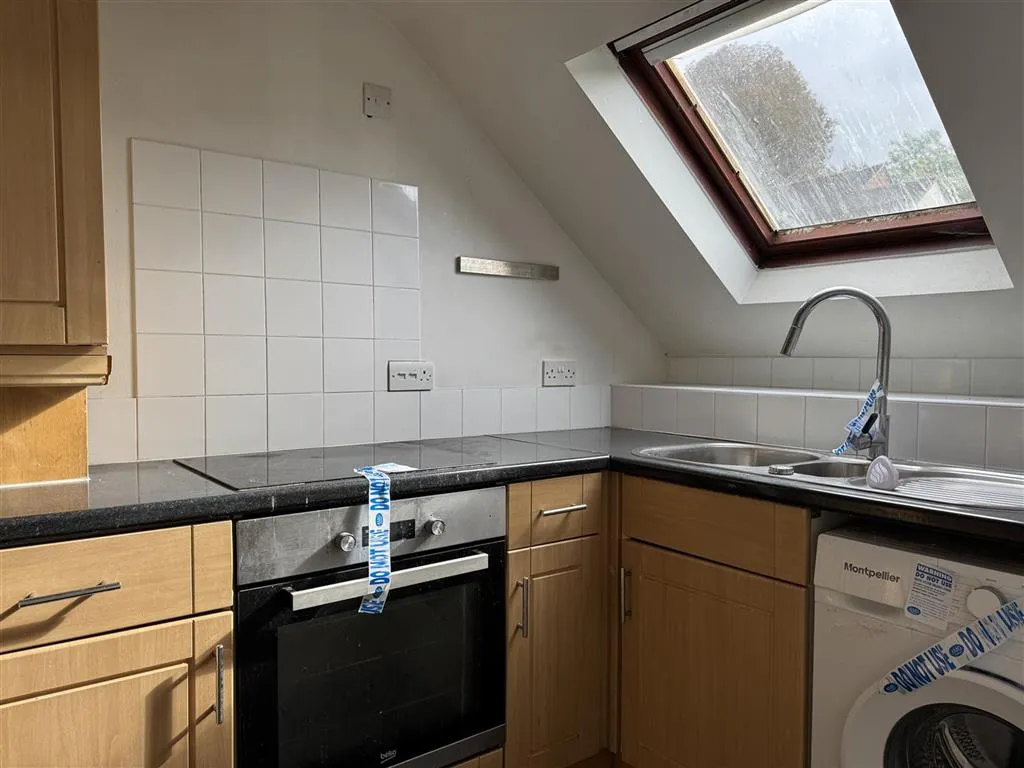 10 Hamilton Court, Maitland Drive, HIGH WYCOMBE, Buckinghamshire, HP13 5BN