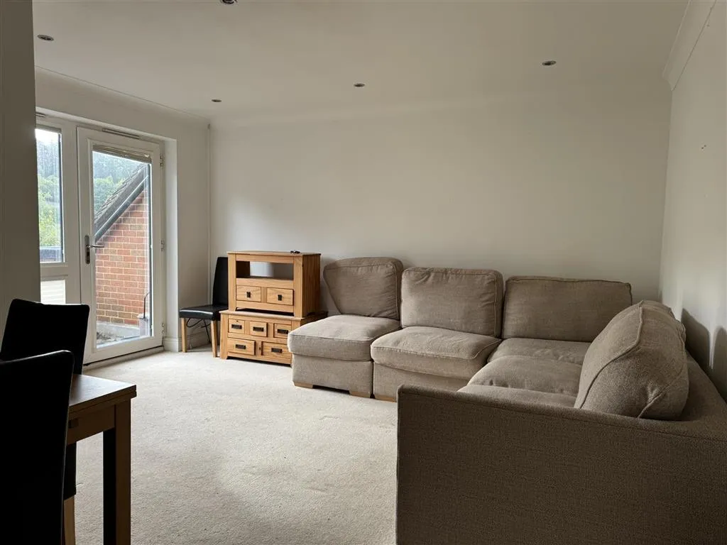 10 Hamilton Court, Maitland Drive, HIGH WYCOMBE, Buckinghamshire, HP13 5BN