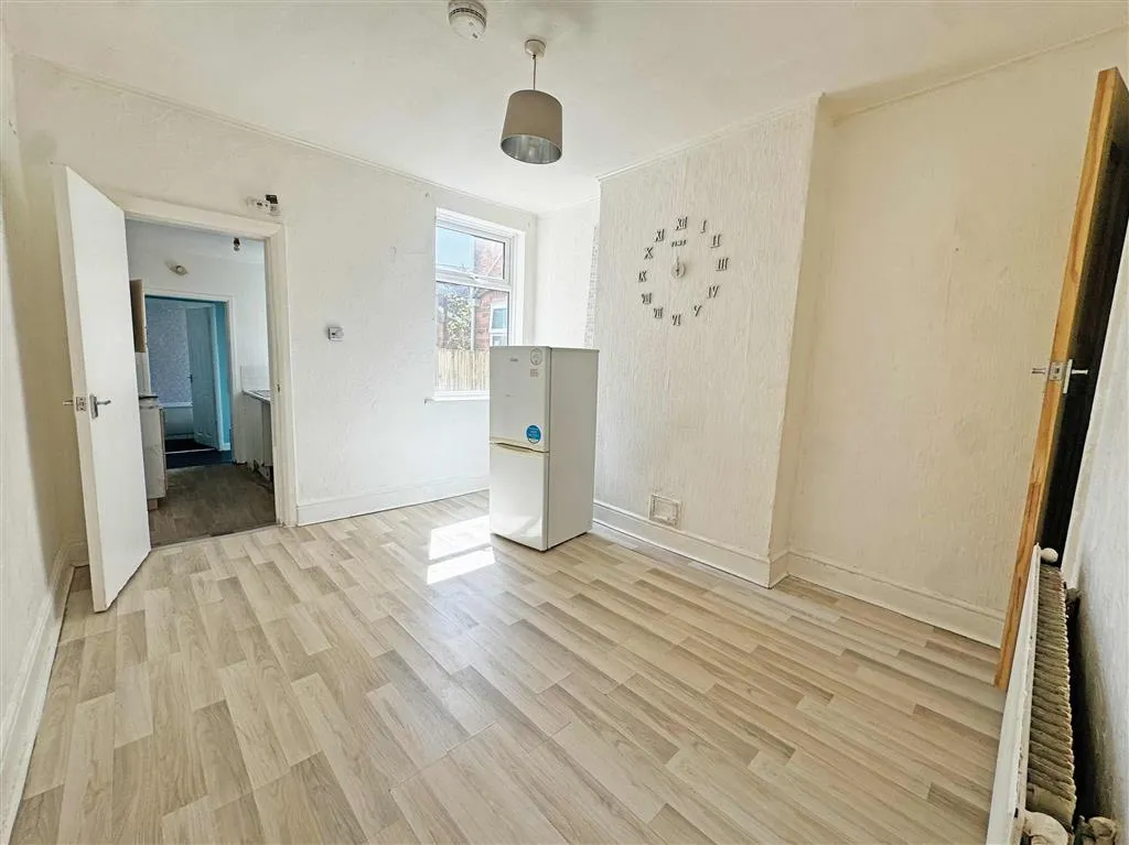 81, Reeves Road, DERBY, Derbyshire, DE23 8JF