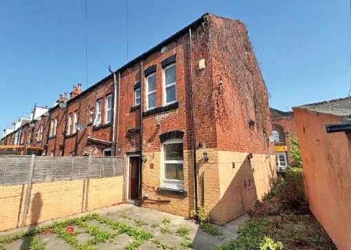 43, Tong Road, LEEDS, West Yorkshire, LS12 1HQ