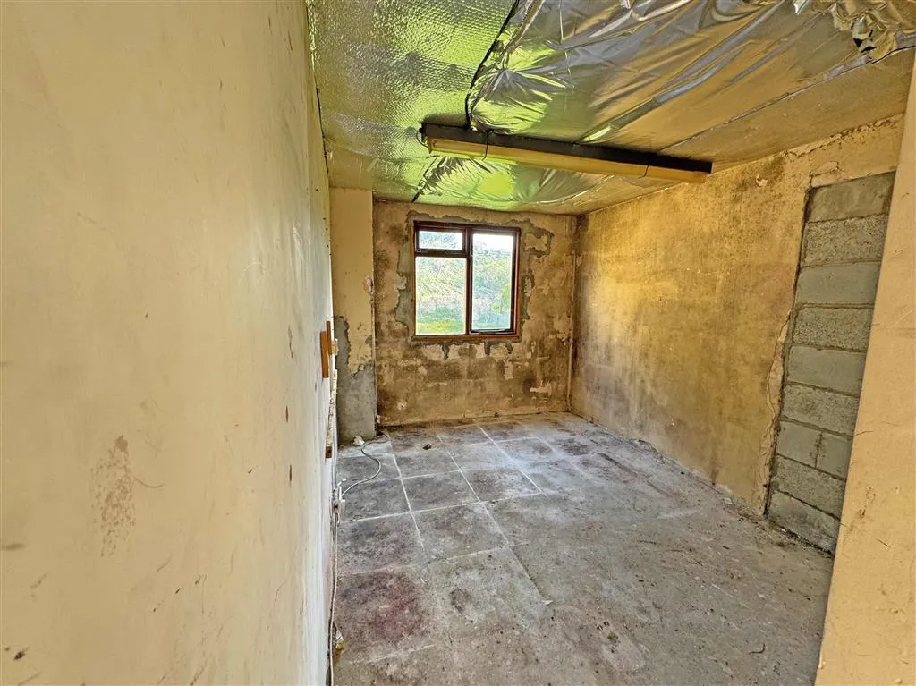 4 The Elms, Deerton Street, SITTINGBOURNE, Kent, ME9 9LH