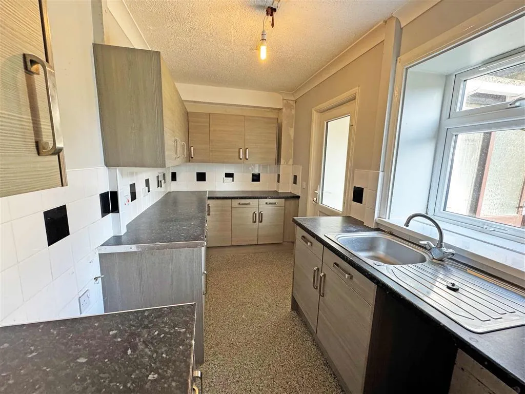 4 The Elms, Deerton Street, SITTINGBOURNE, Kent, ME9 9LH