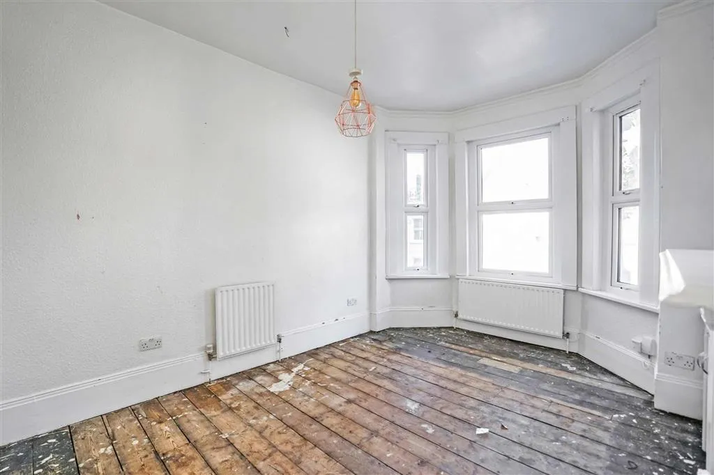 10b, Melody Road, LONDON, SW18 2QF