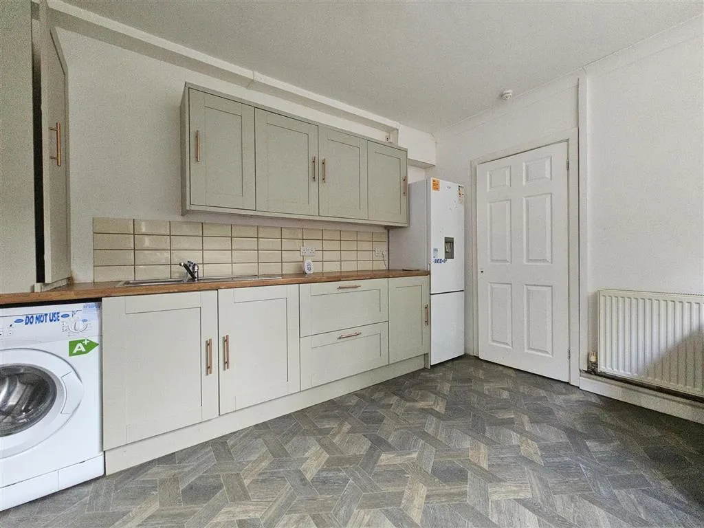 33, Maesteg Road, BRIDGEND, Mid Glamorgan, CF32 9DP