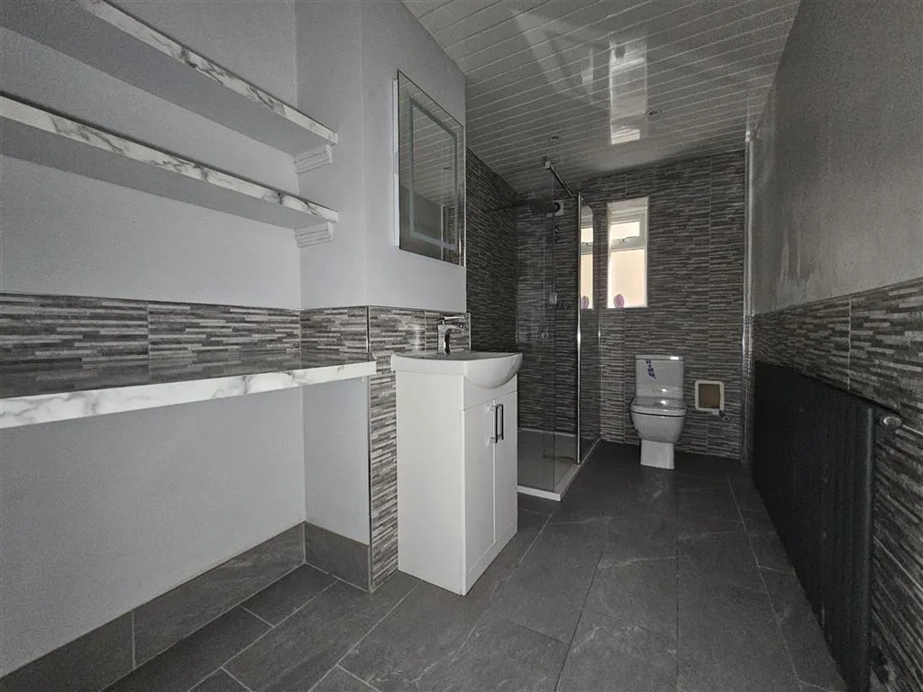 33, Maesteg Road, BRIDGEND, Mid Glamorgan, CF32 9DP