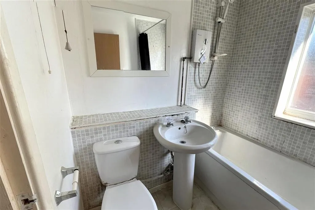 1128, Yardley Wood Road, BIRMINGHAM, West Midlands, B14 4LD