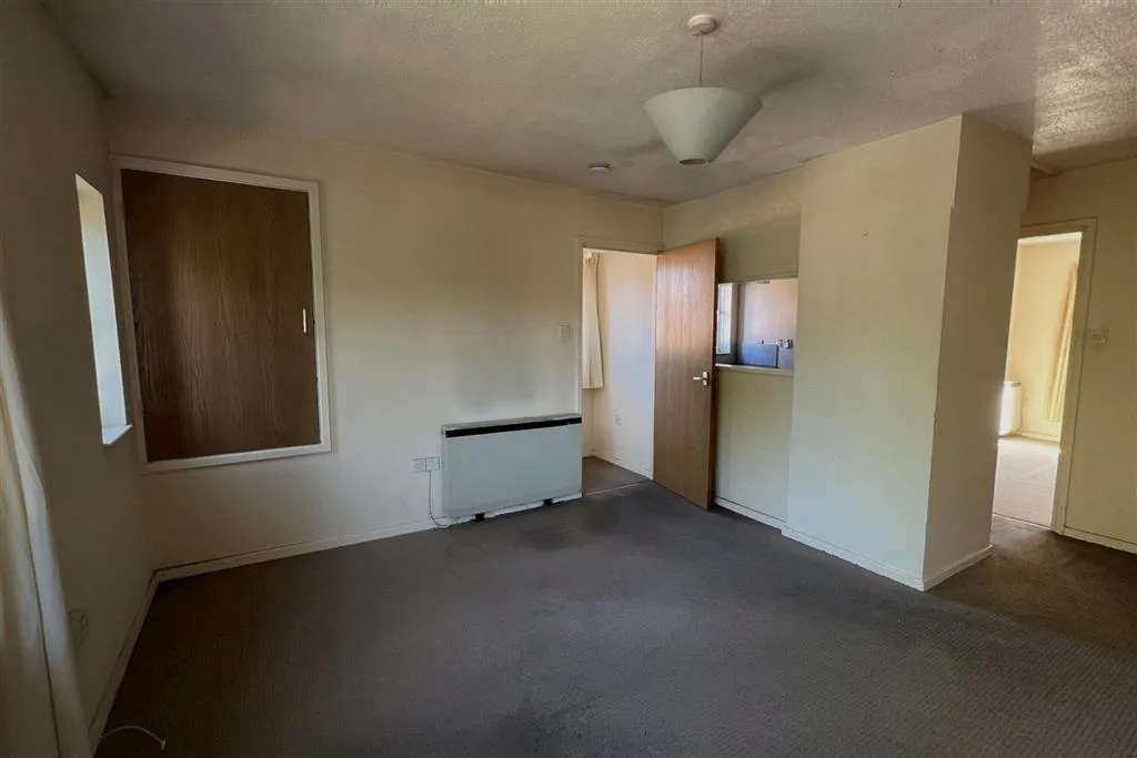 1128, Yardley Wood Road, BIRMINGHAM, West Midlands, B14 4LD