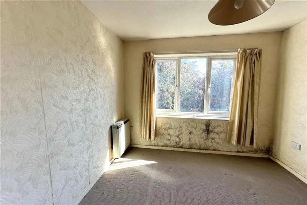 1128, Yardley Wood Road, BIRMINGHAM, West Midlands, B14 4LD