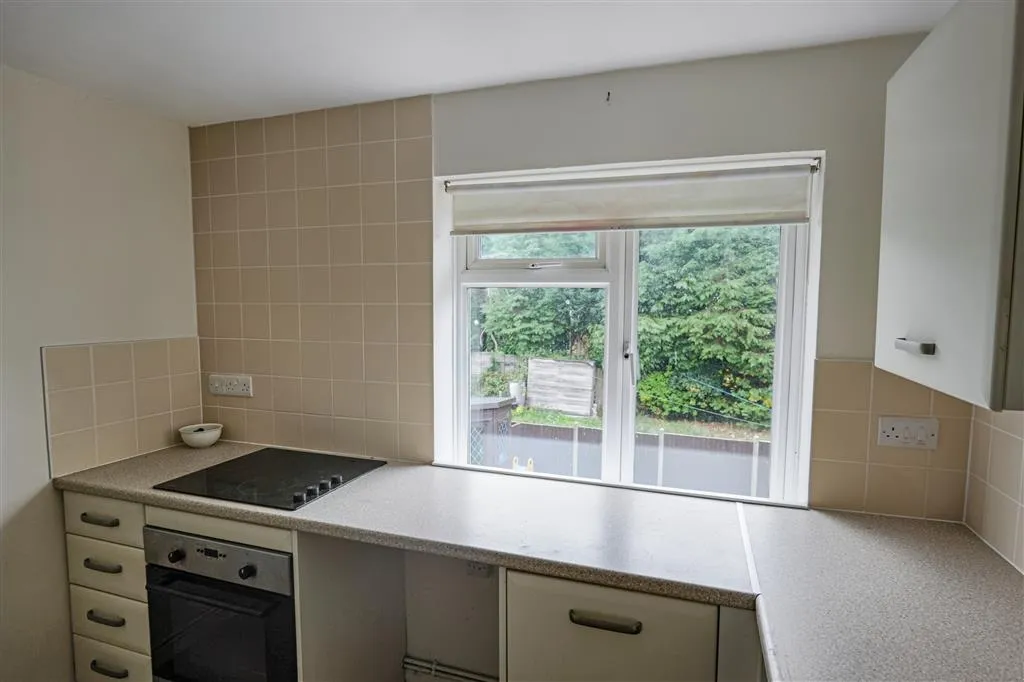 Flat 17, The Mead, LIPHOOK, Hampshire, GU30 7AU