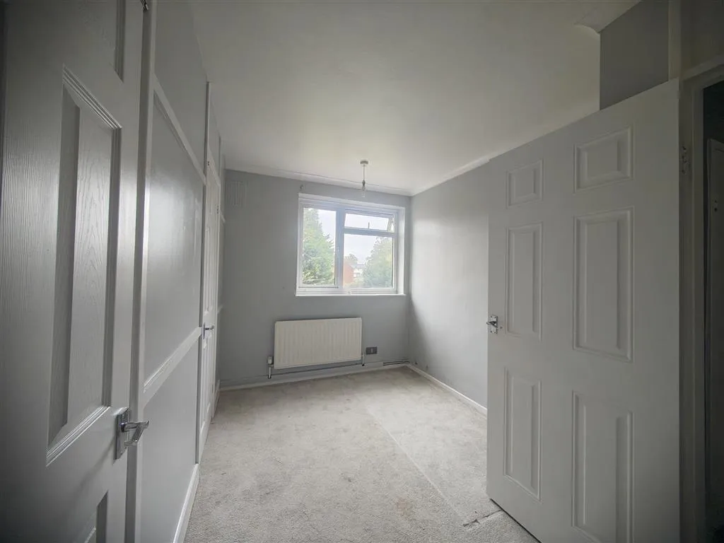 42, Homefield Gardens, TADWORTH, Surrey, KT20 5HP
