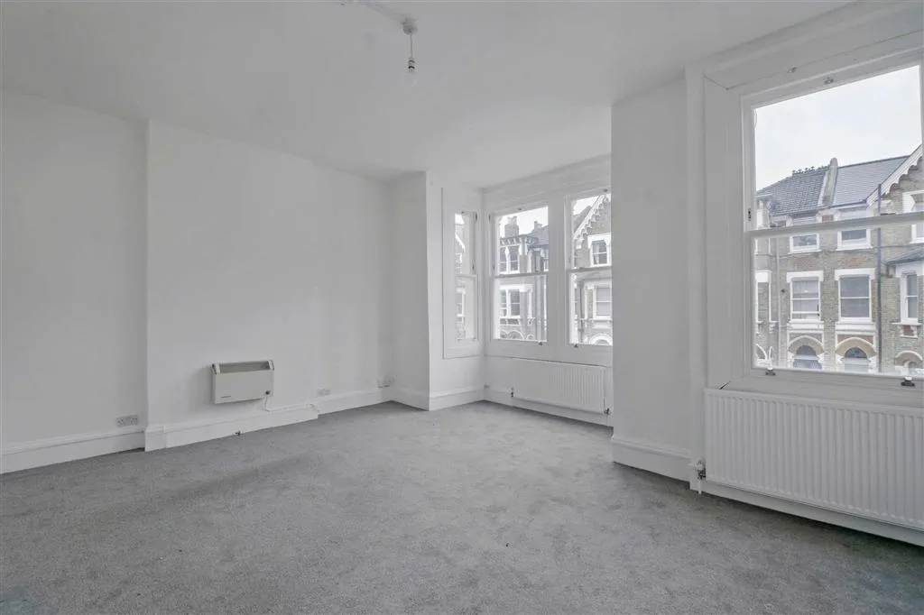 Flat B, 22, Oakhurst Grove, London, SE22 9AQ