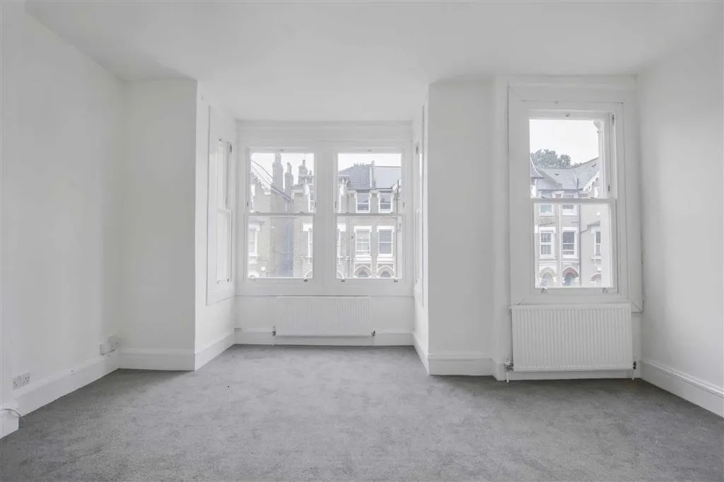 Flat B, 22, Oakhurst Grove, London, SE22 9AQ