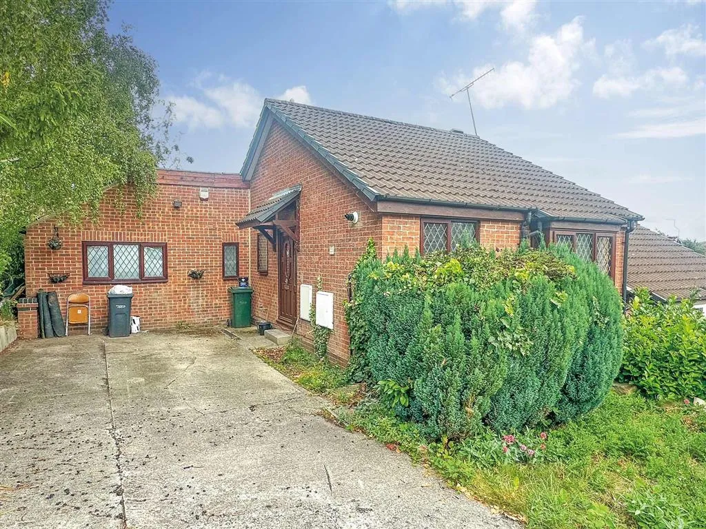 16, Thorpefield Close, ROTHERHAM, South Yorkshire, S61 2UT