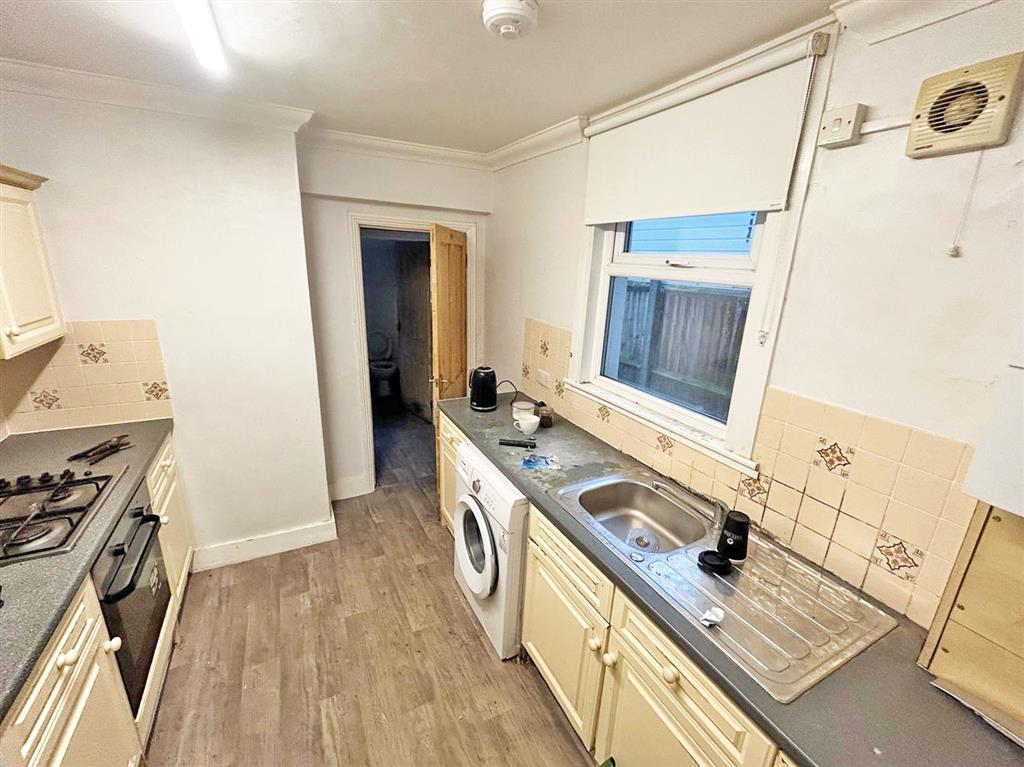 108, Woodcroft Road, THORNTON HEATH, Surrey, CR7 7HF