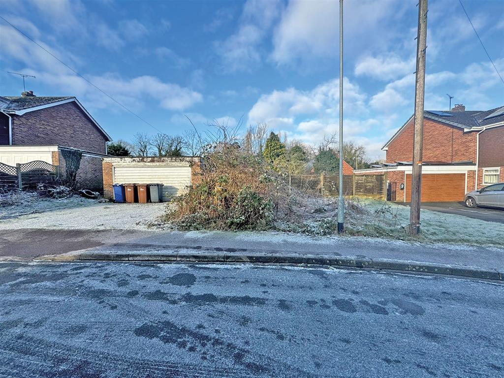 Chapel House, Bag Lane, UTTOXETER, Staffordshire, ST14 8NY