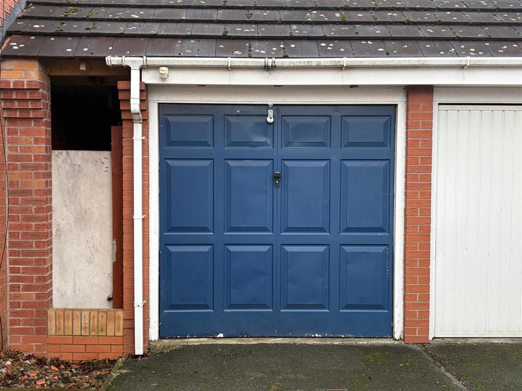 19, Holm Close, STOKE-ON-TRENT, Staffordshire, ST4 4BD