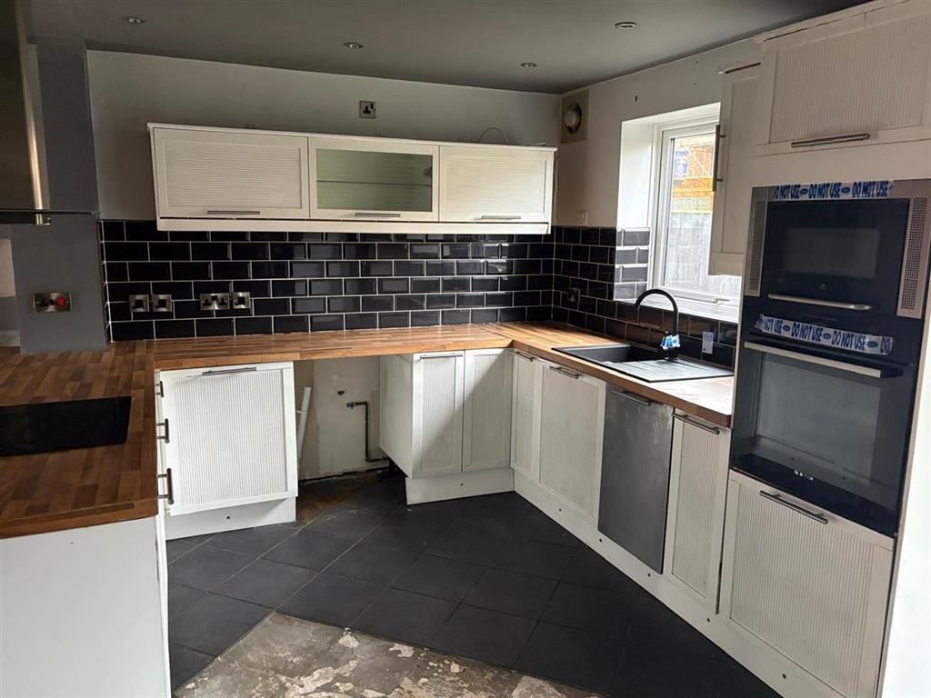 19, Holm Close, STOKE-ON-TRENT, Staffordshire, ST4 4BD