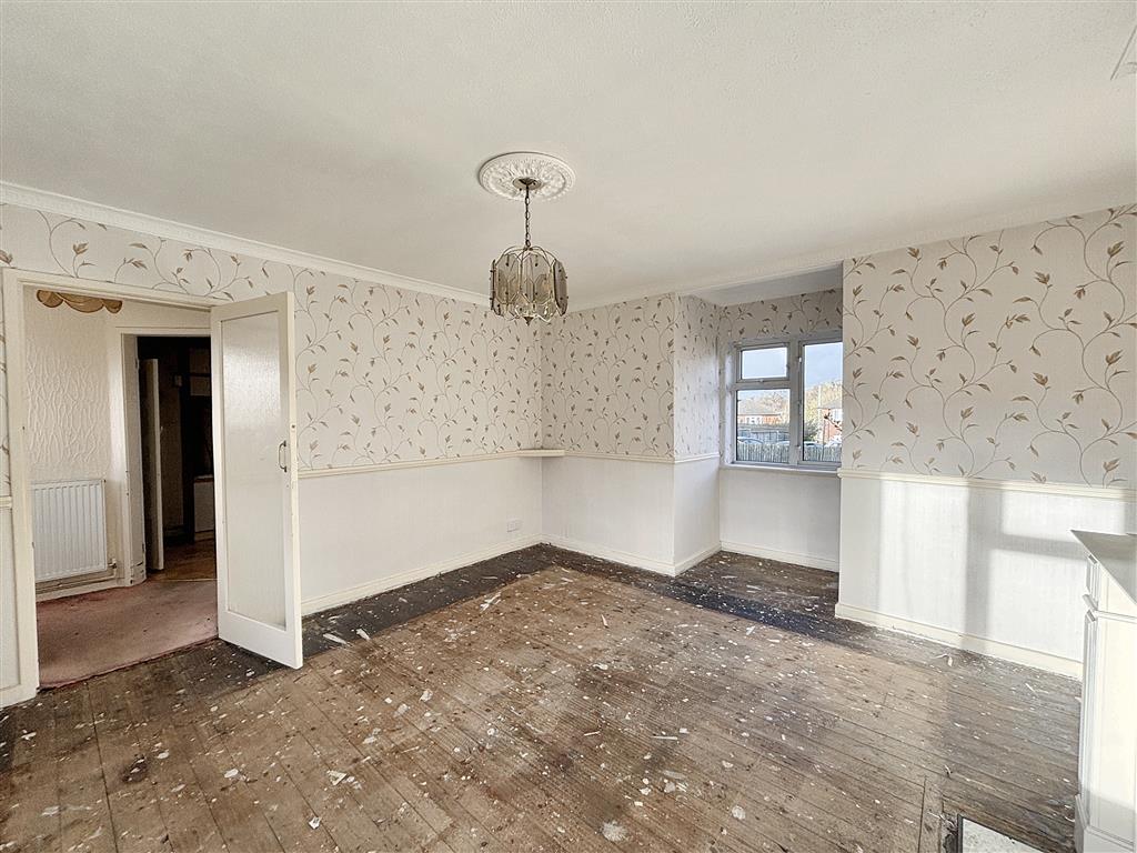16, Storey Place, Killingbeck, Leeds, LS14 6AW
