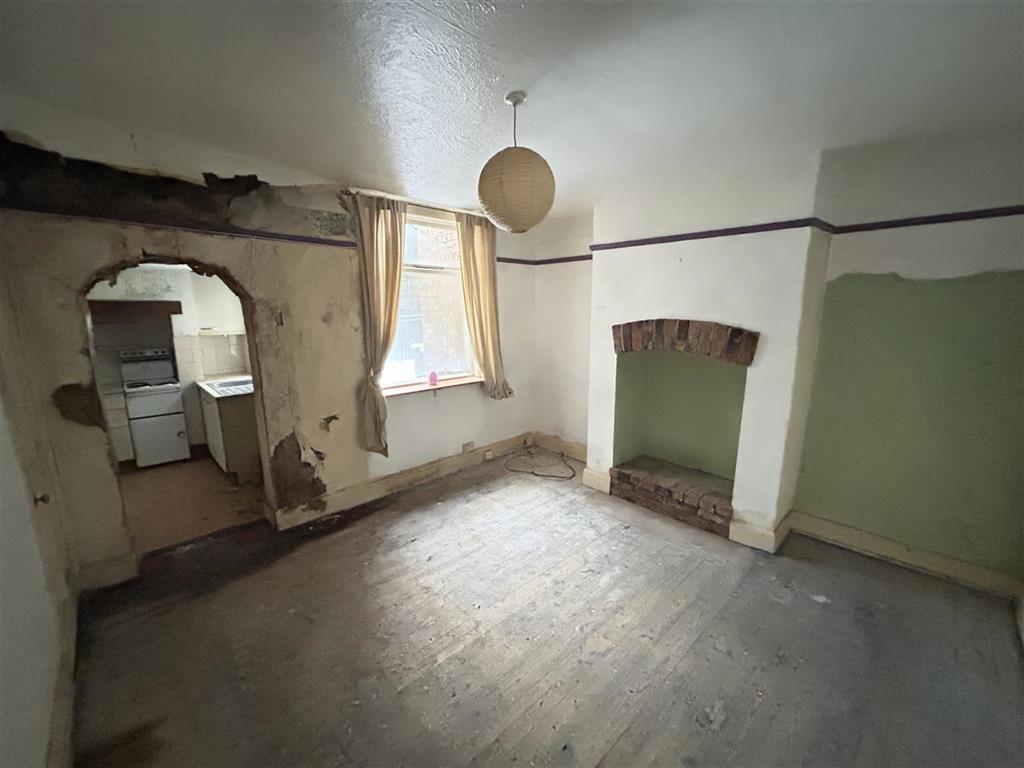 241, Bond Street, MACCLESFIELD, Cheshire, SK11 6RG