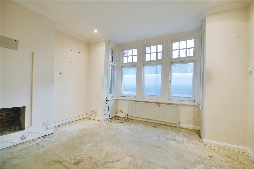 Flat C, 48, Lime Grove, London, W12 8EA