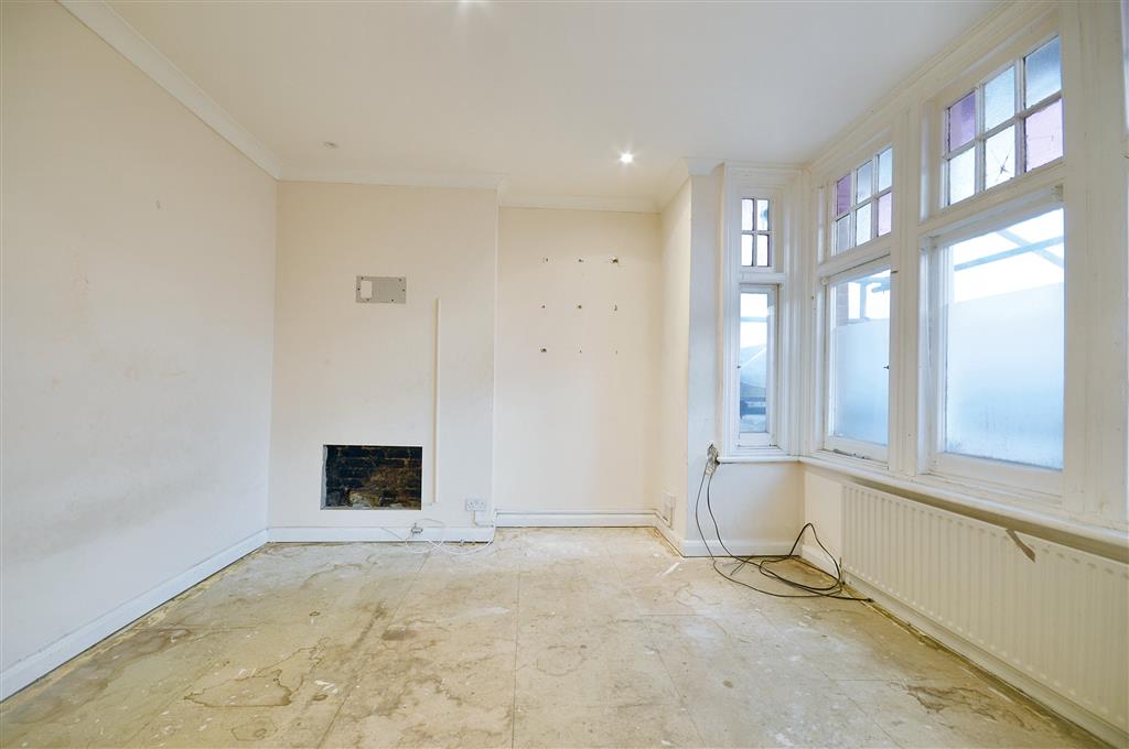 Flat C, 48, Lime Grove, London, W12 8EA