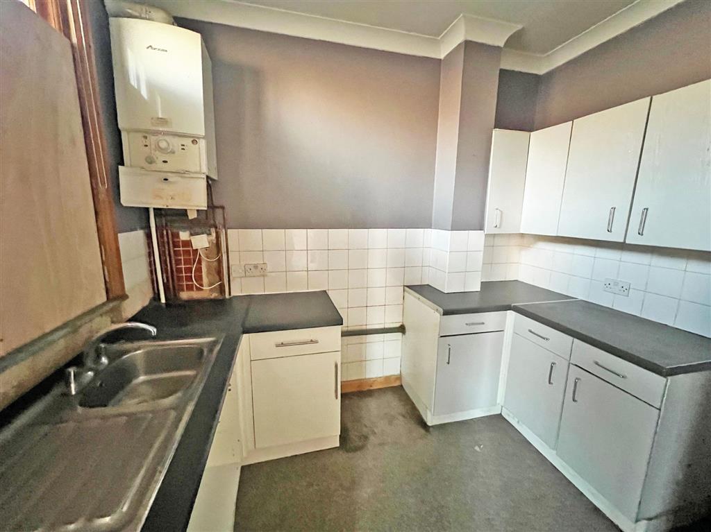 Flat C, 48, Lime Grove, London, W12 8EA