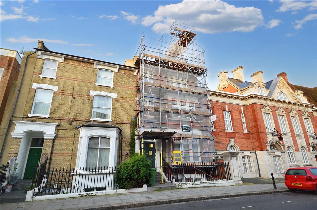 Flat C, 48, Lime Grove, London, W12 8EA