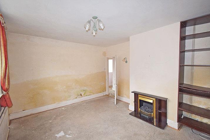 67, Main Street, EVESHAM, Worcestershire, WR11 7UE