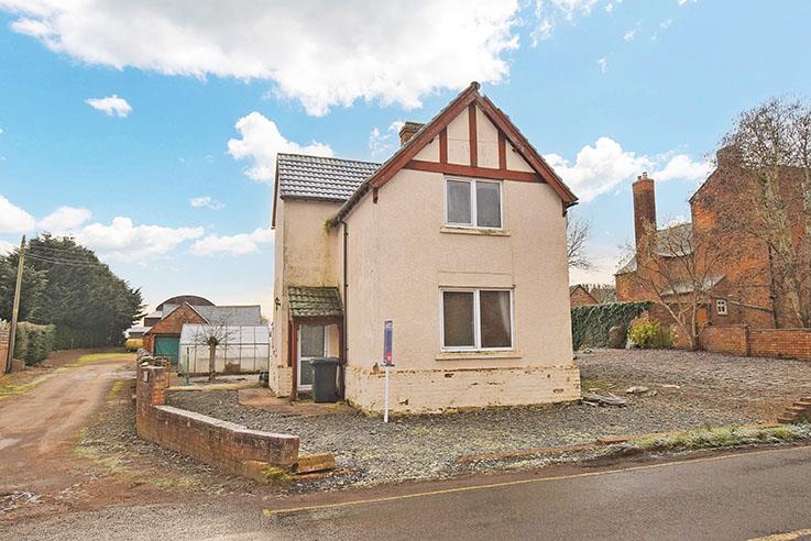 67, Main Street, EVESHAM, Worcestershire, WR11 7UE