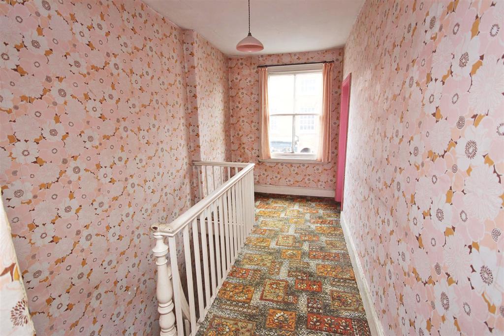 29, Salop Road, OSWESTRY, Shropshire, SY11 2NR