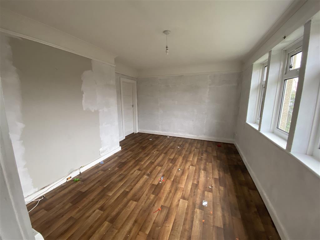 13, Macarthur Road, CHELTENHAM, Gloucestershire, GL54 3HS