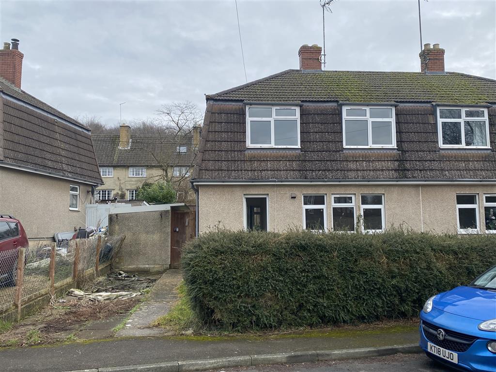 13, Macarthur Road, CHELTENHAM, Gloucestershire, GL54 3HS