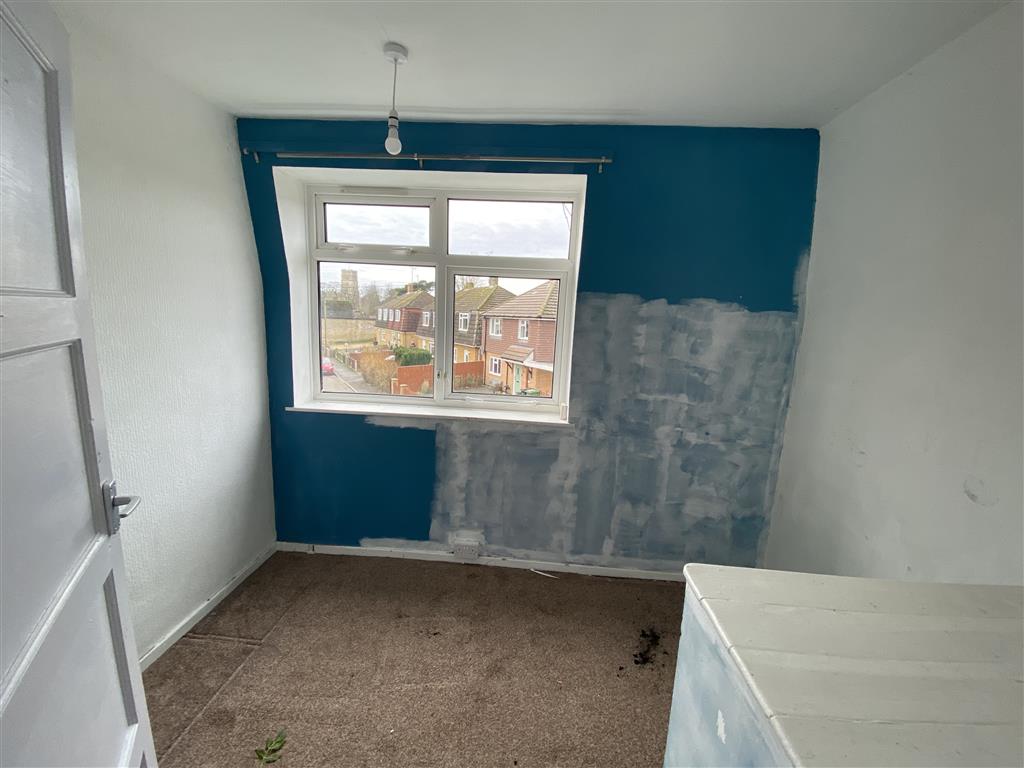 13, Macarthur Road, CHELTENHAM, Gloucestershire, GL54 3HS