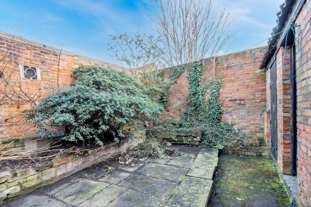 Flats 14B & 14C, Churchgate & The Freehold, RETFORD, Nottinghamshire, DN22 6PQ