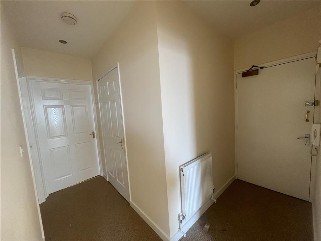 Flat 1, 8, Chester Street, BRISTOL, Avon, BS5 6HZ