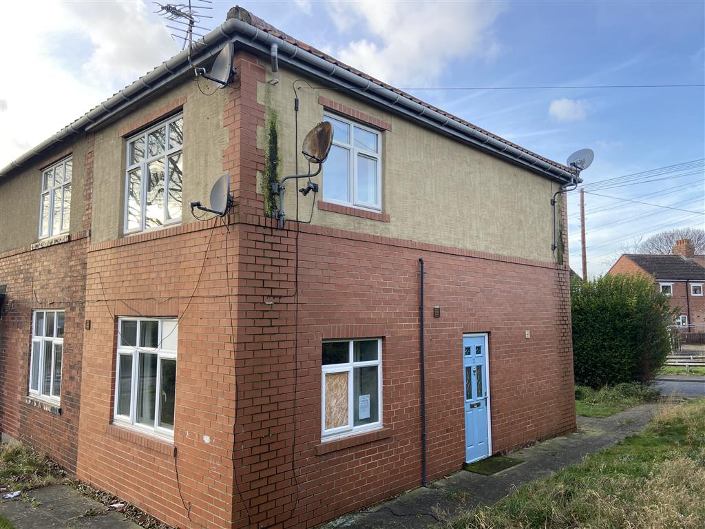 Flat 2, Garden Village, LEEDS, West Yorkshire, LS25 4AD