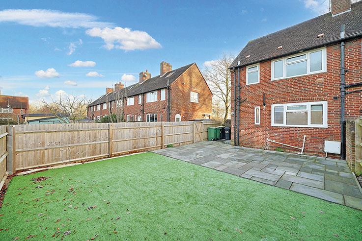 33, North Drive, DIDCOT, Oxfordshire, OX11 0PE