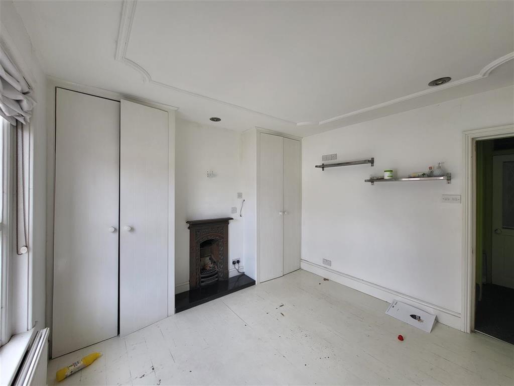 31, Alexandra Road, COLCHESTER, Essex, CO3 3DF