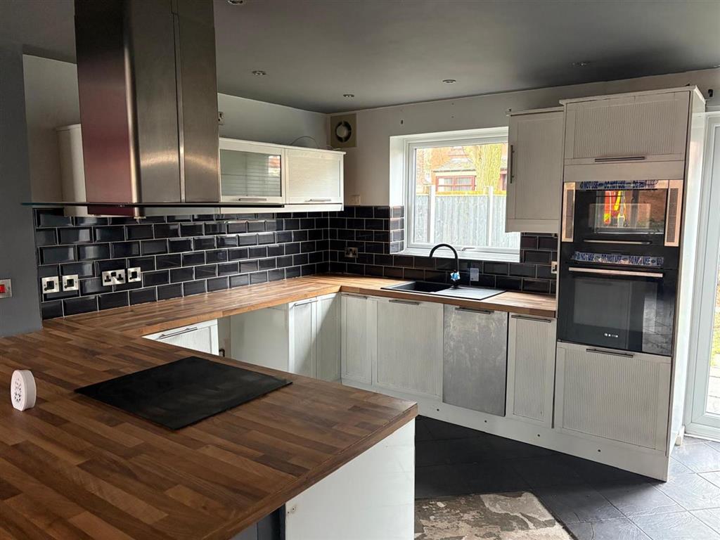 19, Holm Close, STOKE-ON-TRENT, Staffordshire, ST4 4BD